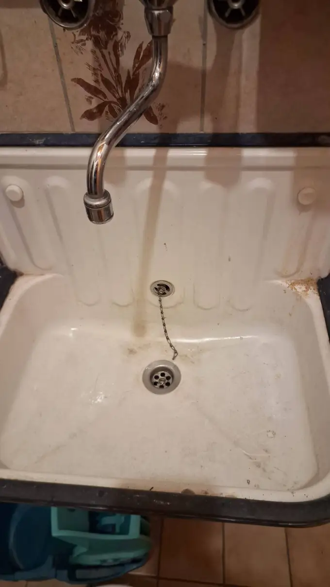 Gootsteen voor de schoonmaak